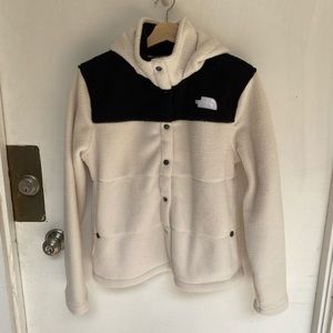 NWT North Face Women’s Gemma Fleece - Medium